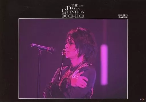 駿河屋 - 【買取】BUCK-TICK/櫻井敦司/ライブフォト・横型・バスト