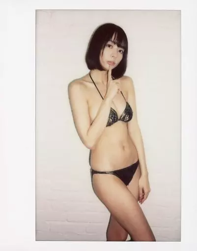 岡田紗佳　ワイドチェキ 岡田紗佳 チェキ 067/335 水着 グラビアアイドル - メルカリ