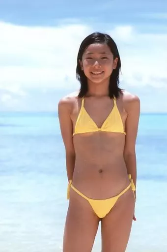 女性アイドル写真集　木内リカ1st.写真集 キラキラ 木内リカ ファースト写真集 キラキラ - メルカリ