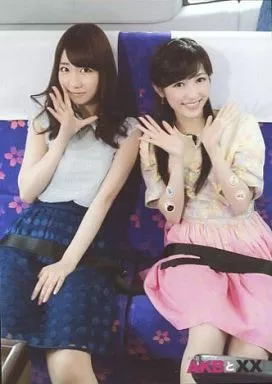 渡辺麻友、柏木由紀 生写真 高品質ラミネート処理][ 渡辺麻友 柏木由紀 他 ] プレイボーイ
