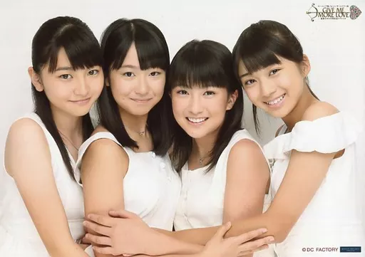 駿河屋 -<中古>モーニング娘。'14/集合(4人)牧野真莉愛・羽賀朱音