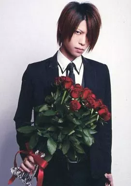 √5 ROOT FIVE トレカ 駿河屋 - 【買取】ROOT FIVE/みーちゃん/膝上・右手花束/「√5 -ROOT