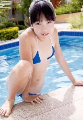 ジュニアアイドル　小林桃華 太陽とサマースクール 小林桃華 Blu-ray版[TASKR-025] | グラビアアイドルの激安DVDショップ