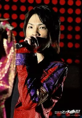 駿河屋 -<中古>Kis-My-Ft2/二階堂高嗣/ライブフォト・上半身・衣装赤紫 