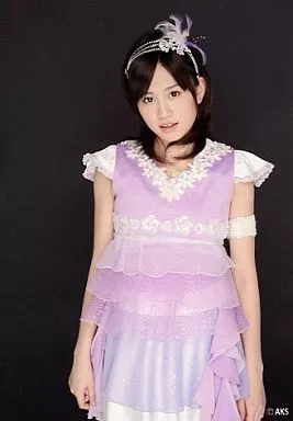 AKB48 ロマンス、イラネ 前田敦子 生写真 駿河屋 -<中古>前田敦子/膝上・ロマンス・イラネ衣装/公式生写真（女性