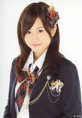 AKB48 前田敦子 2009 お楽しみ袋 封入特典 AKS 生写真 3点まとめ 駿河屋 -<中古>前田敦子/上半身/「2009 お楽しみ袋」特典公式生写真