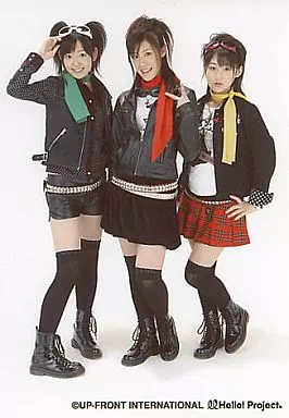 6663 Buono! 鈴木愛理 嗣永桃子 生写真 画像・写真 | ロックアイドルBuono!が新曲「MY BOY」で「キミをつかん