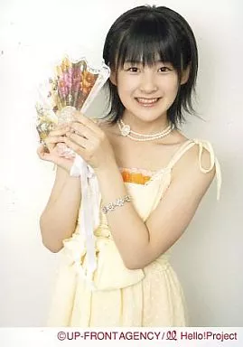 駿河屋 -<中古>Berryz工房/嗣永桃子/上半身/両手で扇顔の横/Berryz工房