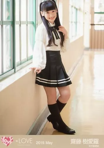 =LOVE 齊藤樹愛羅 2017 August 初期制服 生写真 Amazon.co.jp: イコラブ イコールラブ 齋藤樹愛羅 生写真 初期制服