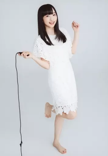 駿河屋 -<中古>Wake Up， Girls!/田中美海/全身・衣装白・ジャンプ