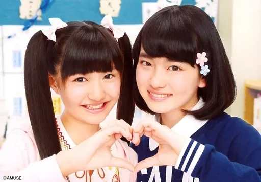 駿河屋 - 【買取】田口乙葉(綾瀬花日)・山田杏奈(蒼井結衣)/横型