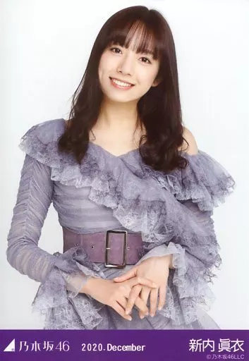 駿河屋 - 【買取】新内眞衣/上半身・スペシャル衣装27/「乃木坂46 2020
