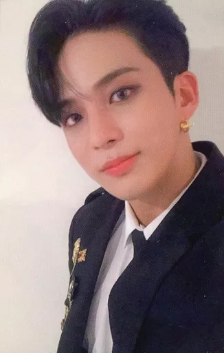 駿河屋 -<中古>ATEEZ/ジョンホ/CD「TREASURE EP.FIN：All To Action