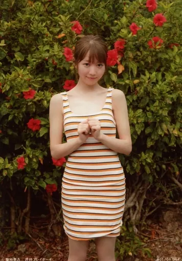 =LOVE 大谷映美里 週刊プレイボーイ 生写真 4枚セット LOVE 大谷映美里 2026 May 生写真 4枚セット 研究員衣装｜Yahoo!フリマ