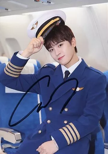 ☆GOLDEN CHILD/スンミン/直筆サイン入り/CD「Pump It Up」ファンクラブ会員限定特典サイン入り生写真