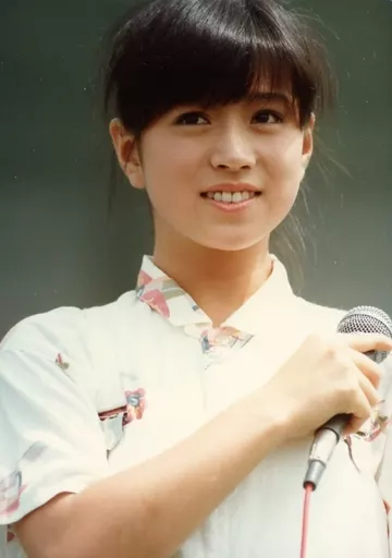 中森明菜生写真55枚 中森明菜 生写真 1984年 - メルカリ