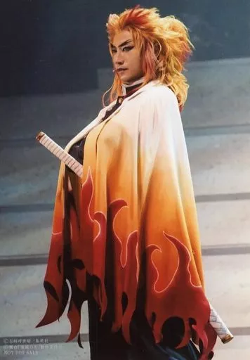 矢崎広(煉獄杏寿郎)/ライブフォト・キャラクターショット/Blu-ray・DVD『舞台「鬼滅の刃」其ノ弐 絆』Amazon.co.jp特典ブロマイド