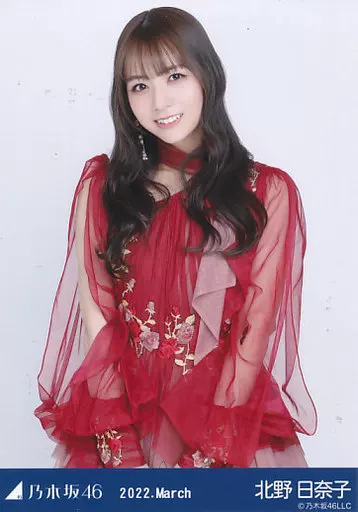 ゆ | _ 第72回NHK紅白歌合戦 衣装1🎼 これぞ乃木坂！を感じる