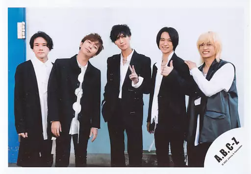 駿河屋 -<中古>A.B.C-Z/集合(5人)/横型・膝上/アルバム「BEST OF
