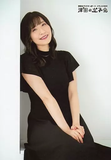 上田瞳 img_main_sp.jpg