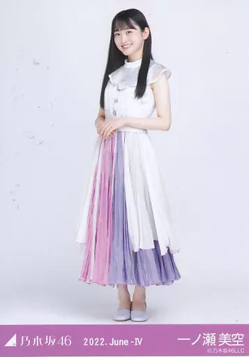 乃木坂46 　一ノ瀬美空②　生写真　７５枚 Amazon.co.jp: 乃木坂46 一ノ瀬 美空 生写真 Actually 封入