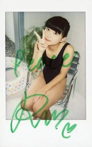 黒宮れい 直筆サイン入り 写真 駿河屋 -<中古>☆黒宮れい/直筆サイン入り・直筆メッセージ入り/生