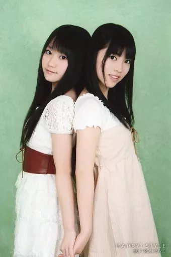 ゆいかおり B2サイズポスター 小倉唯 石原夏織 ゆいかおり（小倉唯・石原夏織） 「Promise You!!」ダンス動画配信