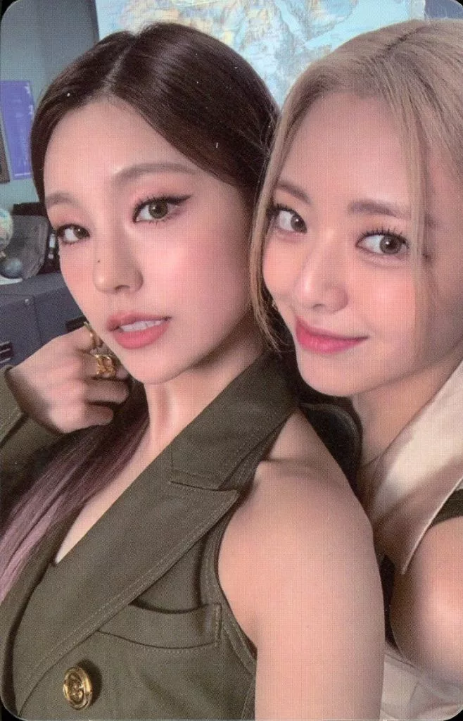 ITZY/YEJI(イェジ)・YUNA(ユナ)/CD「CHECKMATE」(SPECIAL EDITION)封入特典フォトカード