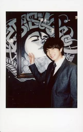 駿河屋 -<中古>安里勇哉/生チェキ（男性生写真）