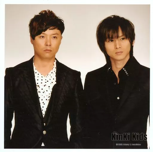 駿河屋 -<中古>KinKi Kids/堂本光一・堂本剛/上半身・サイズ(89×89