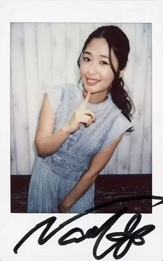 川上奈々美　直筆サインチェキ　⑨ 駿河屋 -【アダルト】<中古>☆川上奈々美/直筆サイン入り/生
