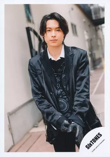 SixTONES 松村北斗 公式写真 オフショット アー写 SixTONES松村北斗 公式写真⑳わたしMV＆ジャケ写オフショット