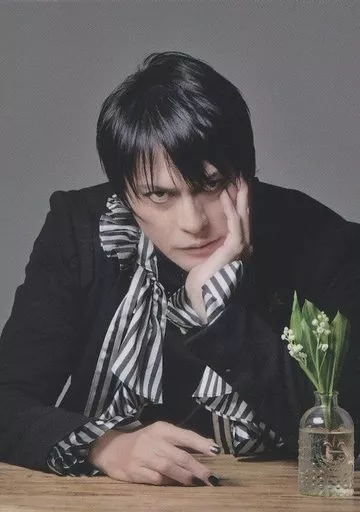 BUCK-TICK 櫻井敦司 さん トレカ ⑤ 駿河屋 -<中古>BUCK-TICK/櫻井敦司/「BUCK-TICK 2022 THE PARADE
