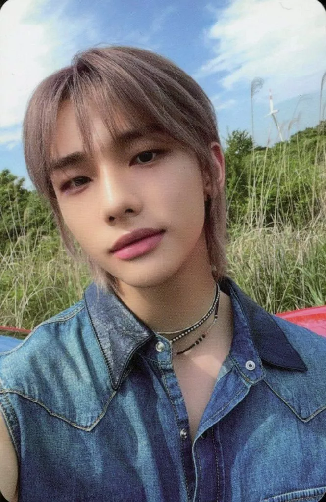 Stray Kids/Hyunjin(ヒョンジン)/PHOTO BOOK「Stray Kids ‘Stay in STAY’ in JEJU EXHIBITION」SKZOO STORE特典フォトカード