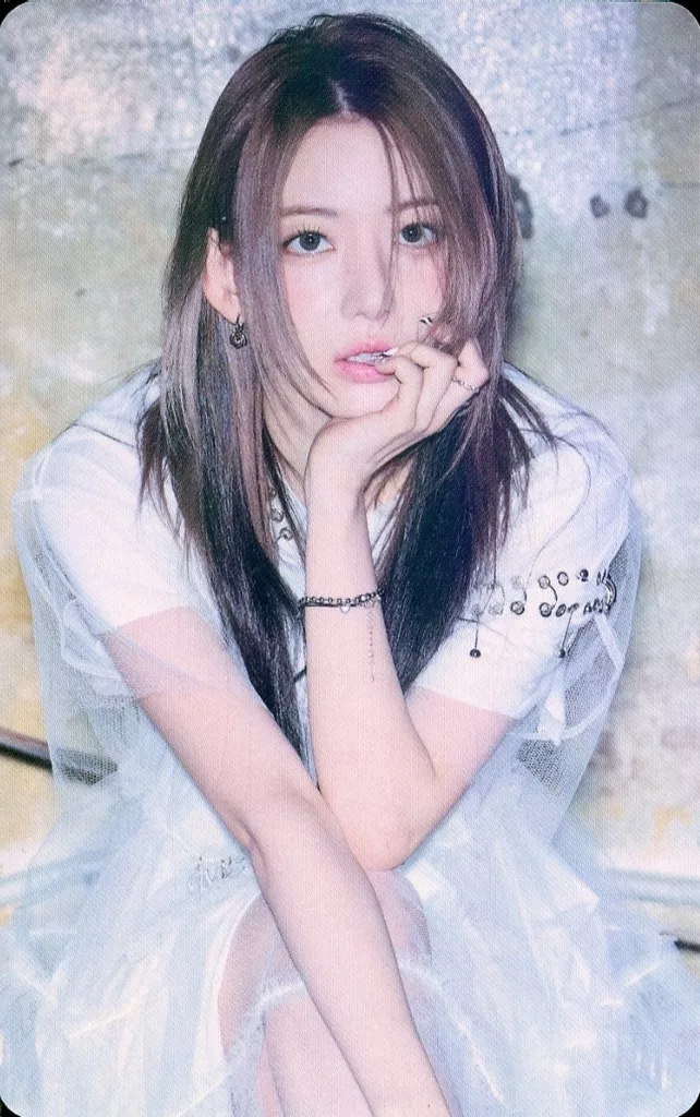 コレクションカード(女性)/CD「ANTIFRAGILE」Weverse　Shop　Global特典ホログラムフォトカード　LE SSERAFIM/SAKURA(サクラ)/CD「ANTIFRAGILE」Weverse Shop Global特典ホログラムフォトカードSecond-hand