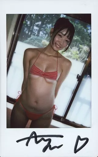 波崎天結 「あゆの初恋」 直筆サイン入り 現場チェキ 　A 波崎天結 あゆの初恋 DVD撮影現場チェキ 直筆サイン入り 商品细节