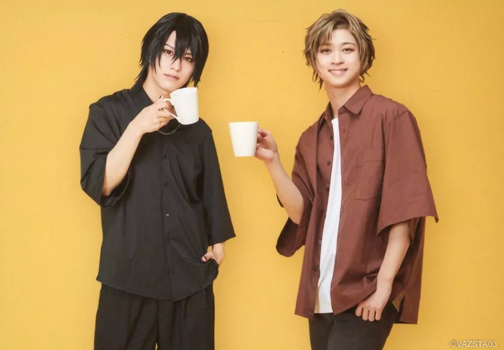 綾切拓也(築一紗)・松波優輝(築二葉)/横型・膝上・キャラクターショット/2.5次元ダンスライブ 「VAZZROCK STAGE」 Episode3「僕と君との猫ノート」トレーディングブロマイド