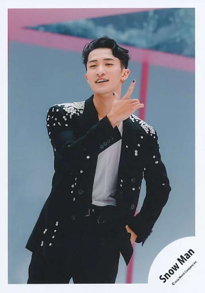 岩本照　45枚❄︎ THE BEST MV&ジャケ写オフショット　公式写真 岩本照 45枚❄︎ THE BEST MV&ジャケ写オフショット 公式写真 - メルカリ