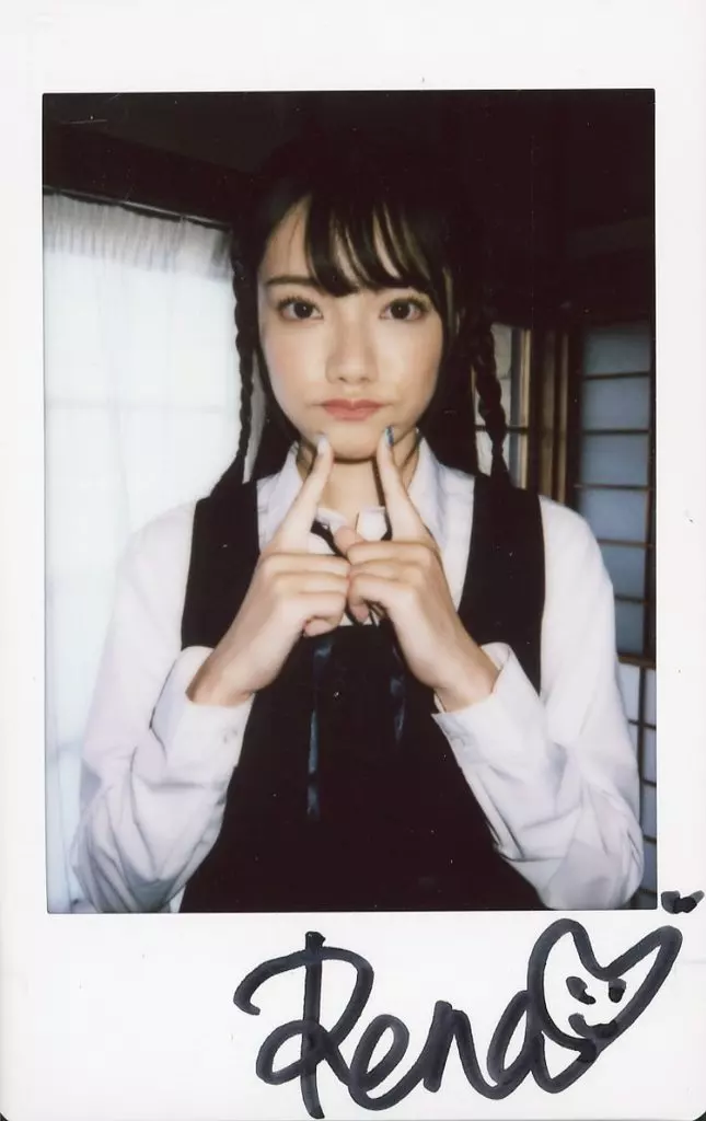 宮下玲奈 直筆サイン入り 生チェキ 撮り下ろし 宮下玲奈 直筆サイン入りチェキ - メルカリ