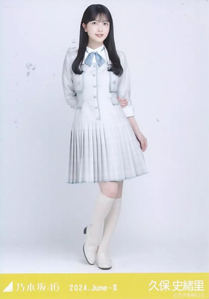 乃木コレ　37th制服　久保史緒里 SR4枚＋ノーマル1枚　計5枚セット 乃木コレ 37th制服ヒキ 生写真 久保史緒里 - メルカリ