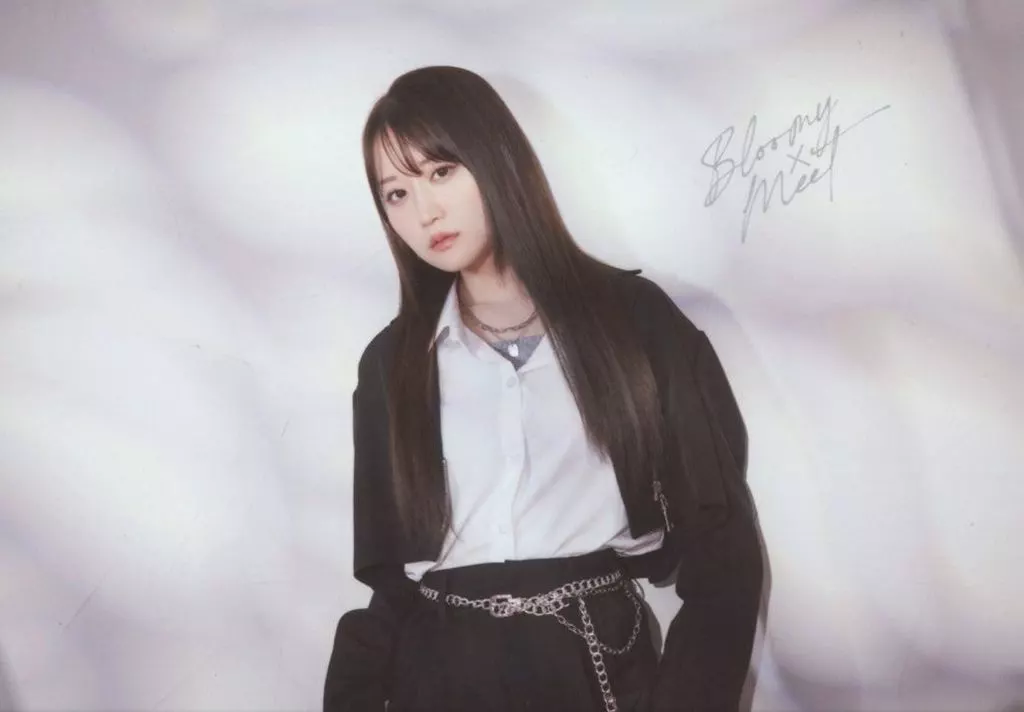 小倉唯/横型/「YUI OGURA LIVE TOUR 2024 Bloomy × Meet you!」ブロマイドD