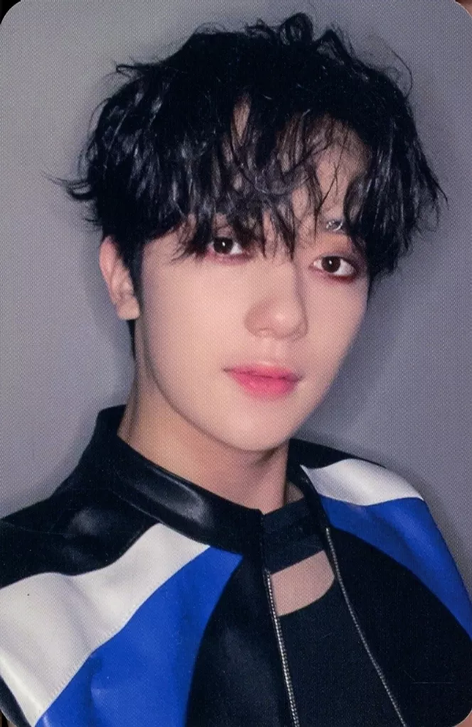 OMEGA X イェチャン OMEGA X イェチャンのビデオ電話と最新TMI | TikTok