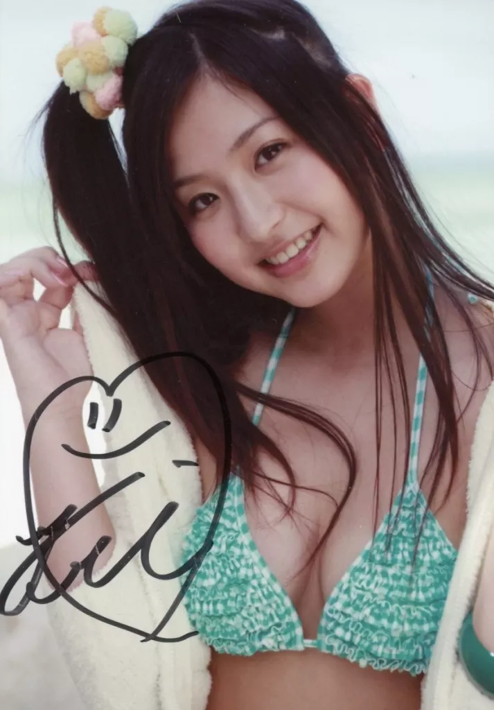 ☆村上友梨/直筆サイン入り/DVD「シャッフル～金田一友梨の冒険～」生写真