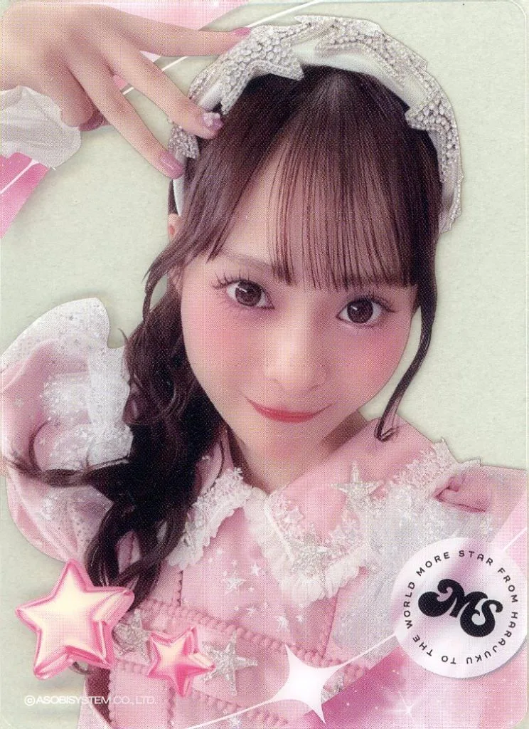 MORE STAR 森田あみ　撮り下ろしチェキ(バラ可能) 🍈 𝙋 𝙍 𝙀 𝙎 𝙀 𝙉 𝙏 𝐋𝐀𝐑𝐌𝐄 オフショット🌿 《 森田あみ