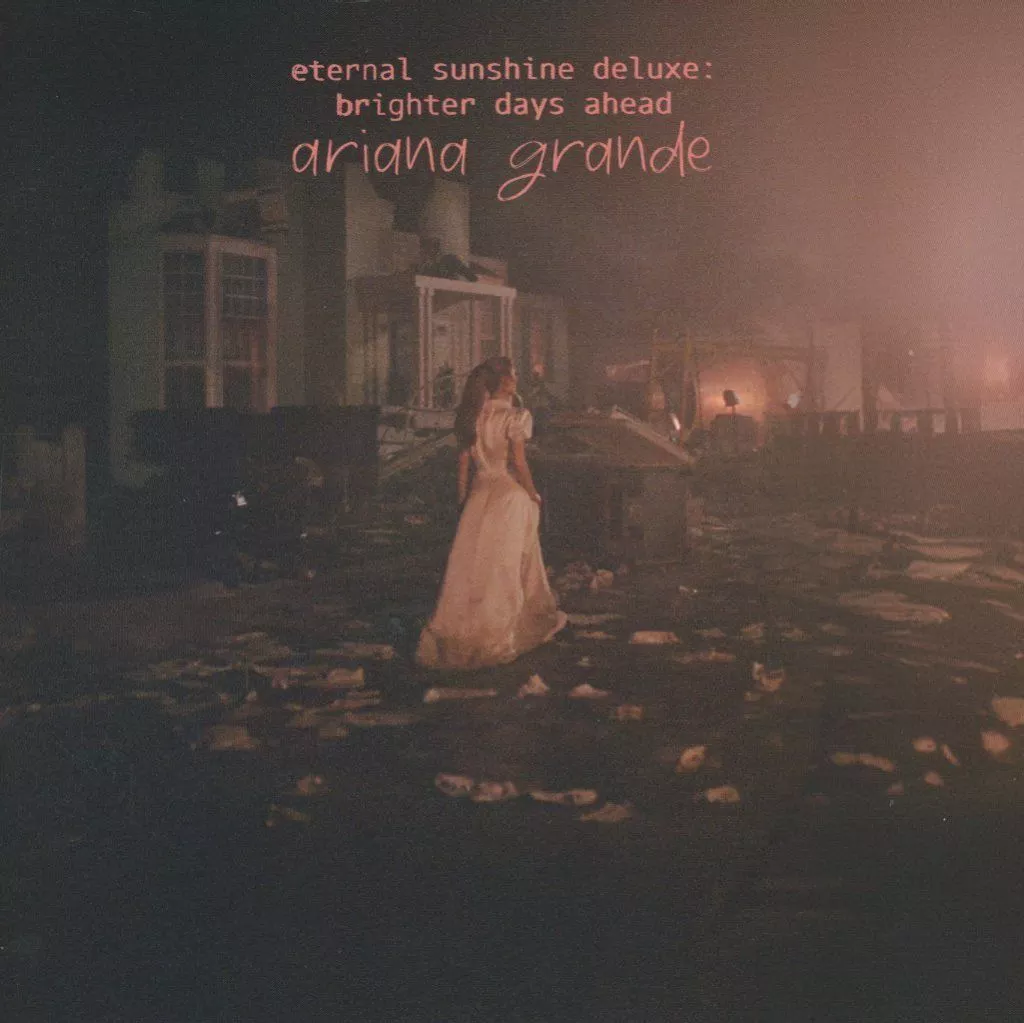 女性アイドル写真集　eternal sunchine deluxe：brighter days ahead ariana grande 特典フォトブック