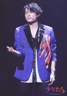 SixTONES / Hokuto Matsumura / Live Photo / Above Knee / Costume Blue / Black / White / Right Hand Bending / Left Facing / "Boys to be!" Stage Photo 1