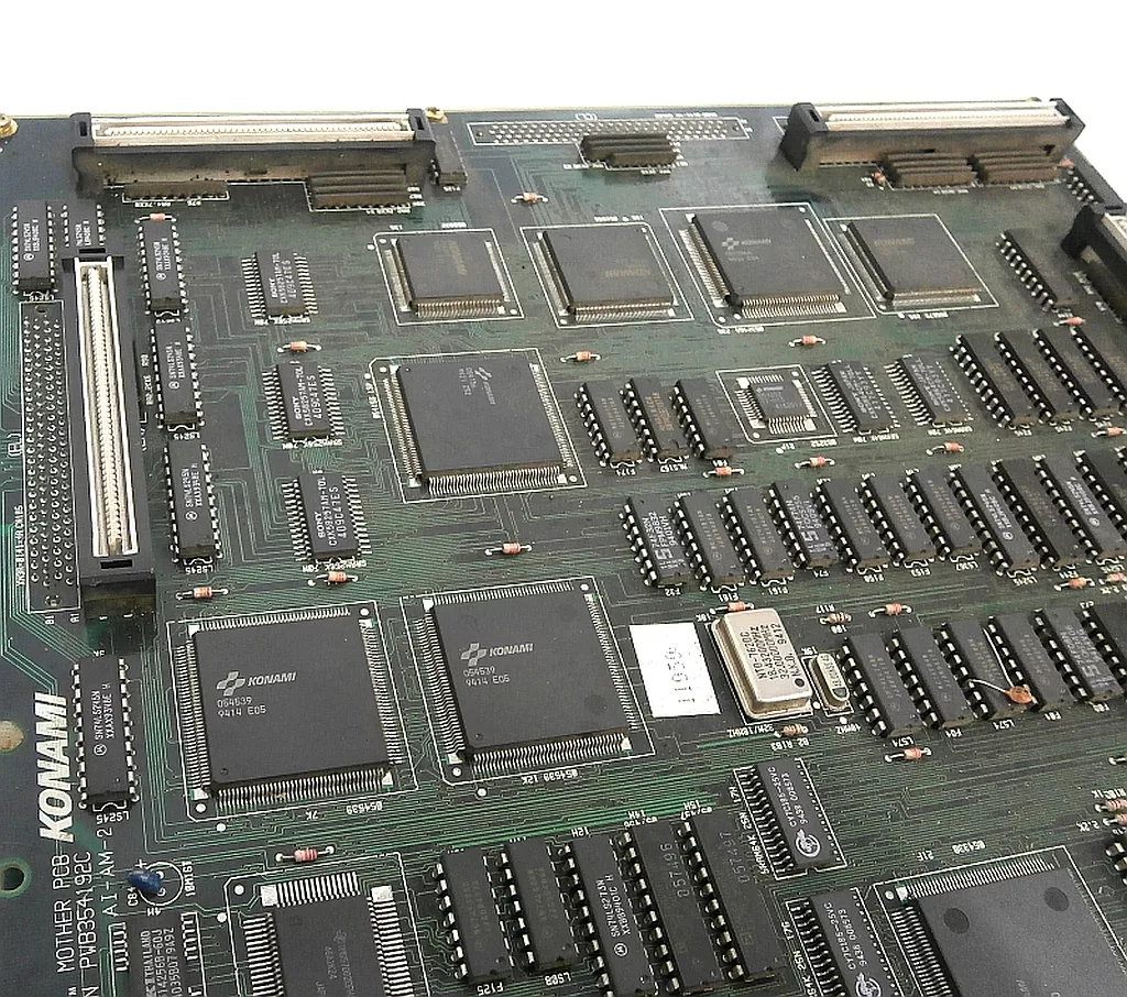 KONAMI サッカースーパースターズ純正 アーケード基板 純正インスト+取扱説明書+帯1本 サッカースーパースターズ KONAMI 出品