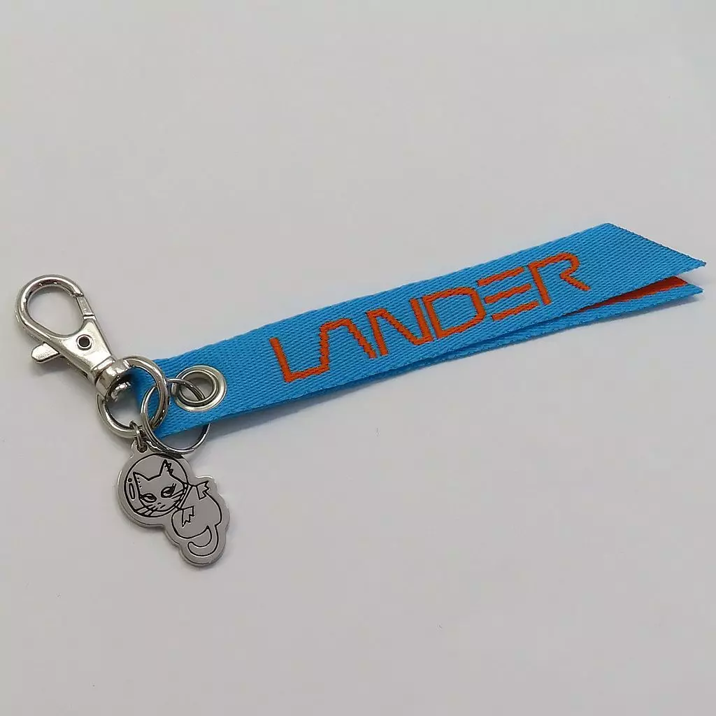 LiSA LANDER 会場限定リボンタグ 駿河屋 -<中古>LiSA 会場限定リボンタグ ～LANDER Ver.～ 「LiVE is