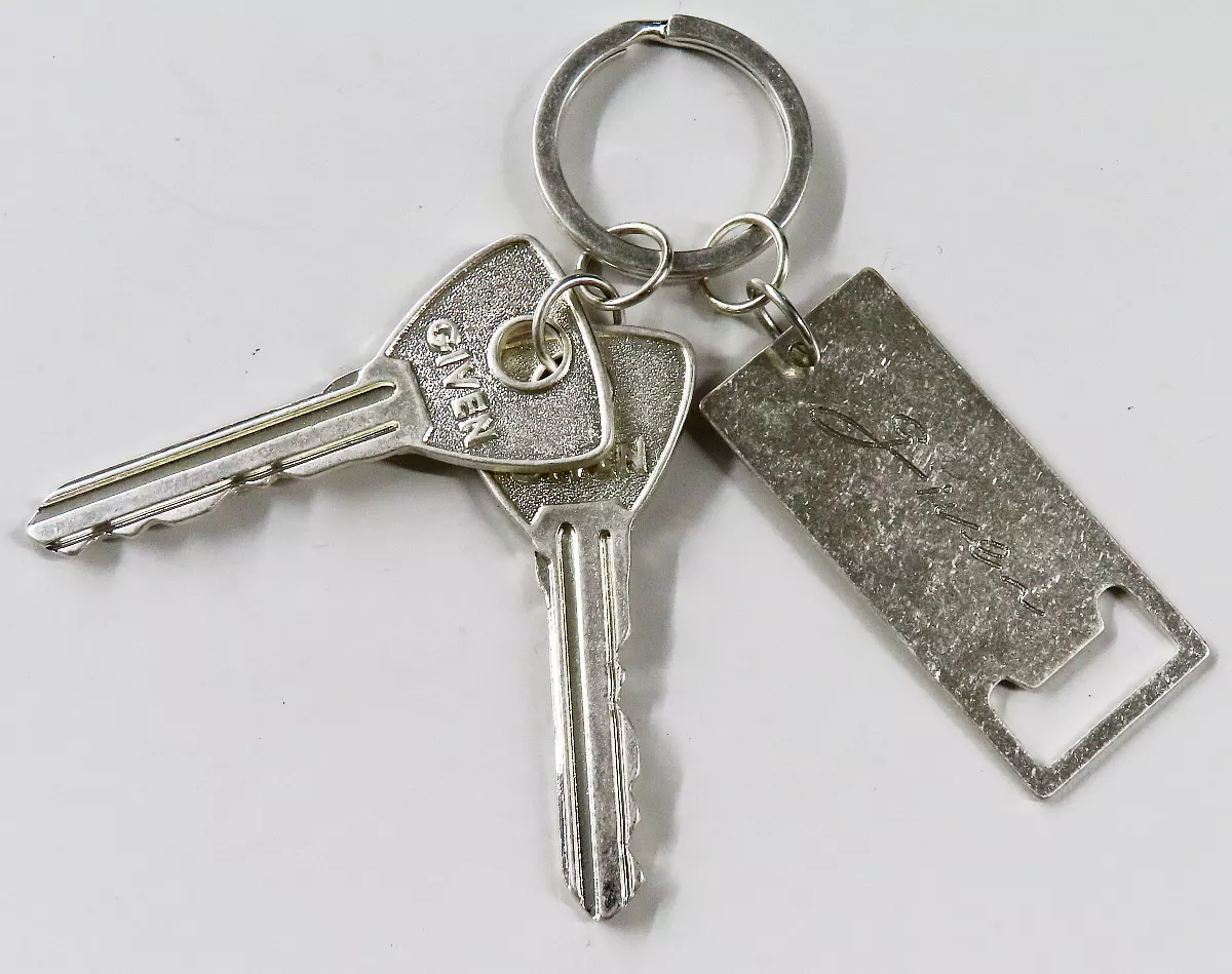ギヴン展　鍵型キーホルダー　ブロマイド3枚つき 駿河屋 -<中古>集合 鍵型キーホルダー＆ブロマイド3枚セット 「ギヴン
