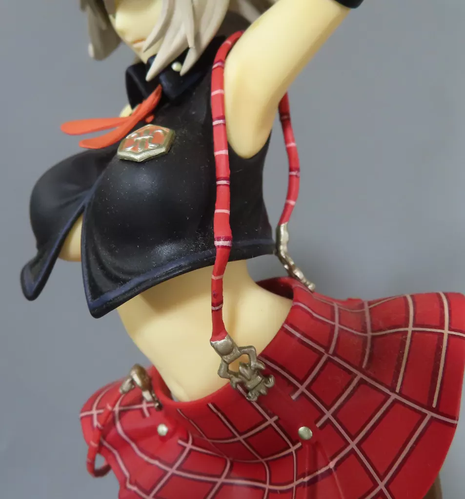 アリサ・イリーニチナ・アミエーラ 「ゴッドイーター バースト」 1/7 塗装済… PLUM ゴットイーター バースト 1/7 アリサ・イリーニチナ・アミエーラ